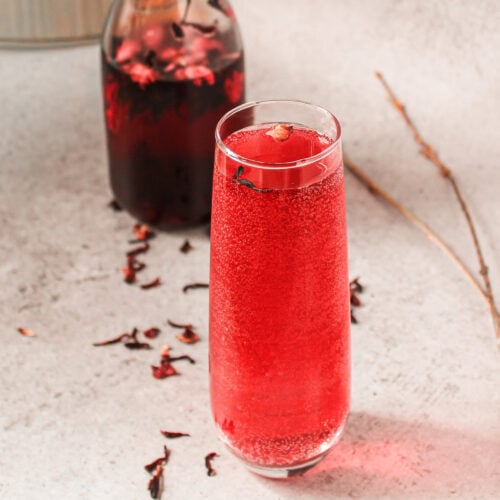 Botanical Cold Brew Oolong with Hibiscus and Rose.