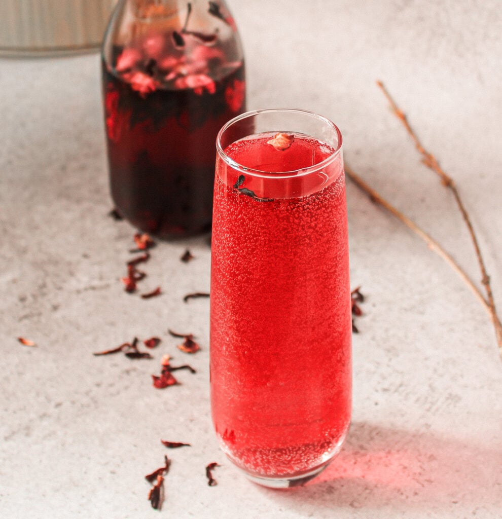 Botanical Cold Brew Oolong with Hibiscus and Rose.