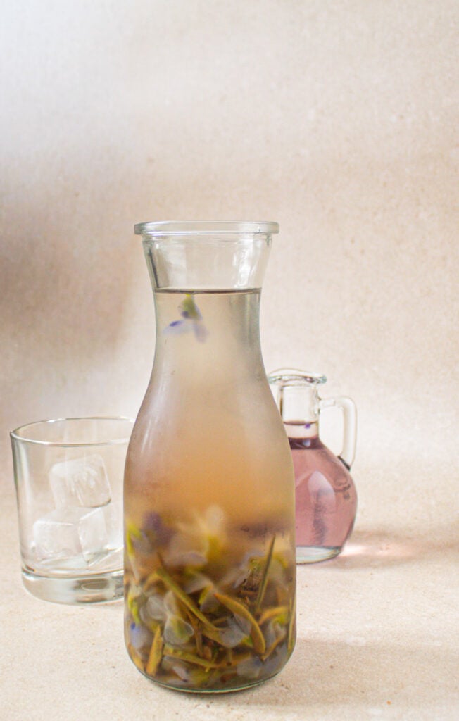 Floral Cold Brew White Tea with Fresh Violets.